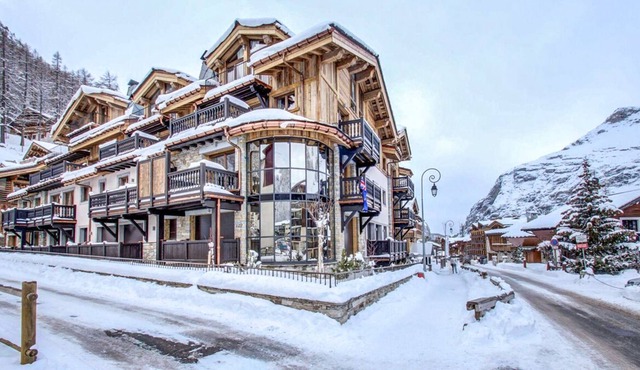 Apartment Geneve - Four Bedroom Villa, Sleeps 10