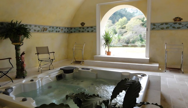 Apartment 'Gîte De Charme' with Mountain View, Wi-Fi and Air Conditioning