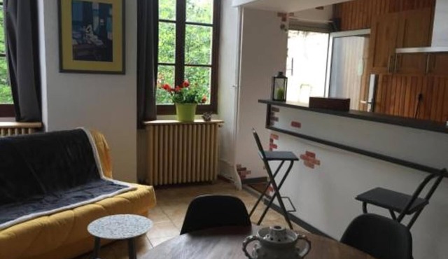 Apartment 'Gîte De La Chatiere' with Mountain View, Private Terrace and Wi-Fi