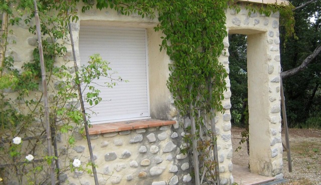Apartment 'Gite Du Petit Bois - Bignone' with Shared Pool, Wi-Fi and Air Conditioning