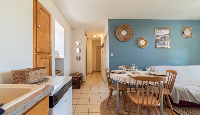 Apartment 'Gite Le Canigou 3 Étoiles' with Mountain View, Private Terrace and Wi-Fi