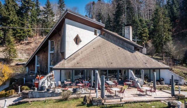 Apartment "Gîte Le Jorat - B" with Private Terrace & Wi-Fi