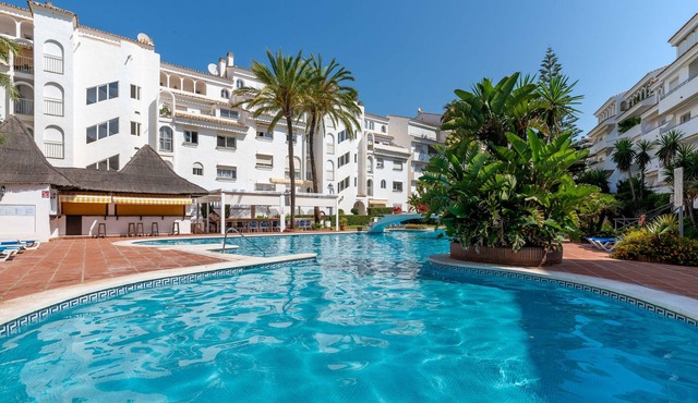 Apartment 'Ground Floor Marbella on the Beach' with Pool, Garden & Wi-Fi