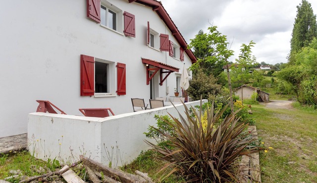 Apartment 'Gte Elaïa Class 3 Au Coeur Du Pays' with Private Terrace, Wi-Fi and Air Conditioning