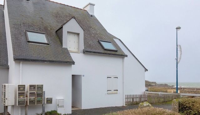 Apartment 'Guillaume' with Sea View