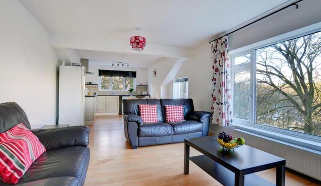 Apartment High Apartment