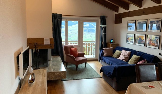 Apartment house Surselva, directly on the ski piste