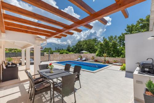 Apartment Holiday home DoMa, Čilipi near Dubrovnik