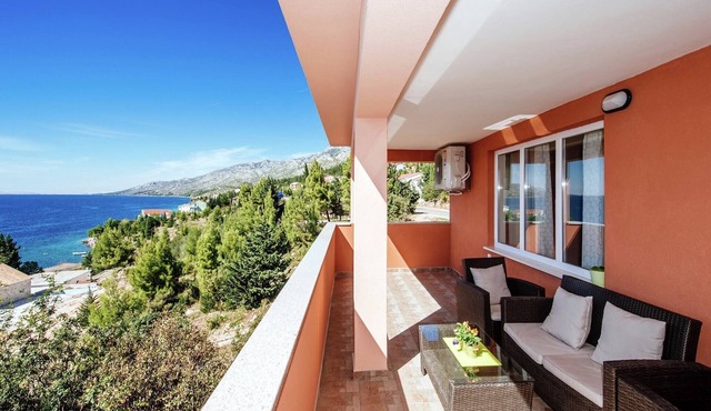 Apartment in Starigrad near the Sea