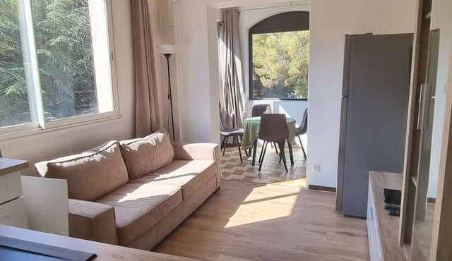 Apartment in a pine park with swimming pool - C3