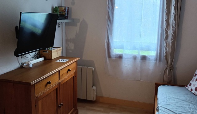 Apartment in a green resort, with indoor pool!