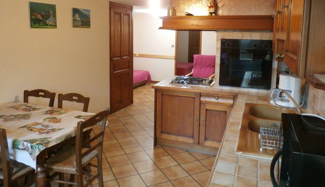 APARTMENT IN A HOUSE JARSY STARTING FROM MANY HIKES