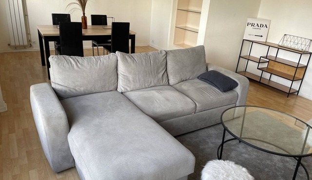 Apartment in a private residence 10km from Futuroscope