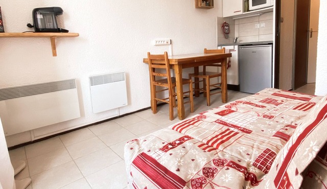 Apartment in a residence at the foot of the slopes