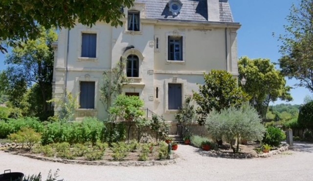 Apartment in a writer's house classified 2 stars