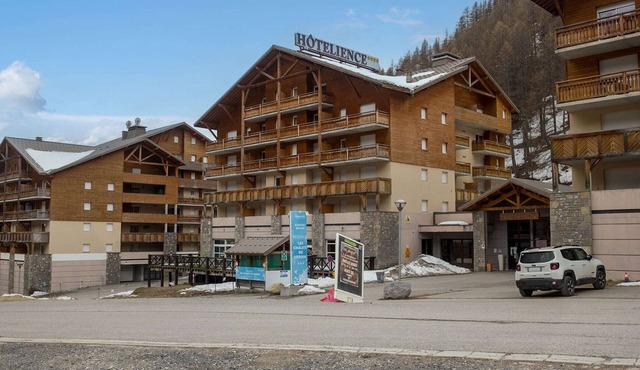 Apartment in Allos near Ski Resort