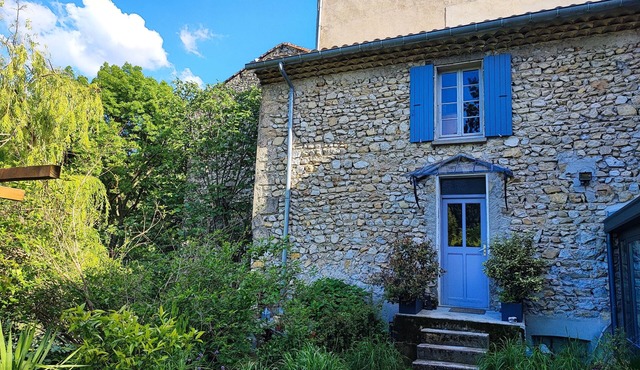 Apartment in an old mill in a quiet area. Parc des Baronnies.