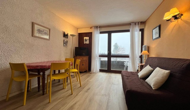 Apartment in Autrans, 36m², pets allowed, parking