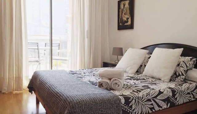 Apartment in Av. De Francia y C. Arts and Sciences
