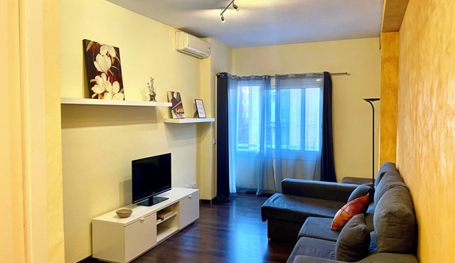 Apartment in Barcelona center offer!