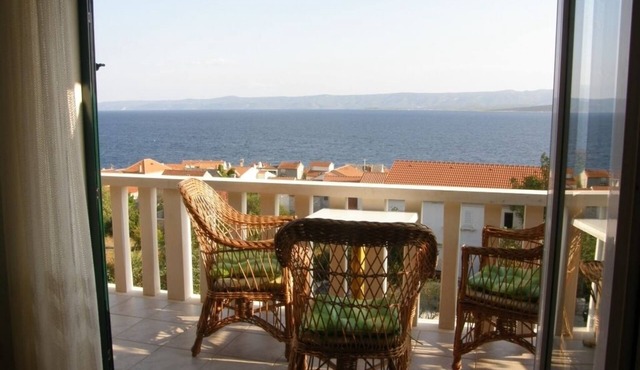 Apartment in Bol with Seaview, Balcony, Air condition, WIFI (3416-3)