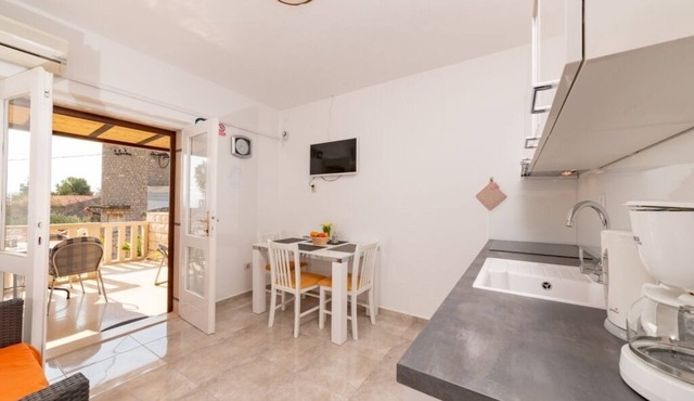 Apartment in Bol with Seaview, Terrace, Air condition, WIFI (3757-3)