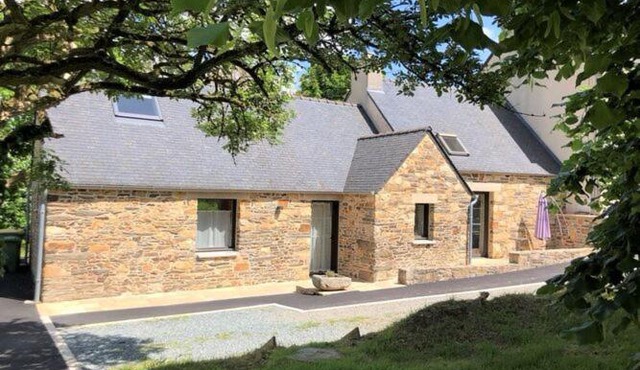 Apartment in Brittany near Sandy Beaches