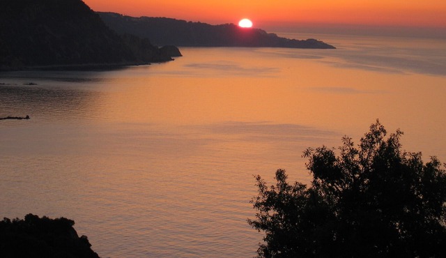 Apartment in Cala Salions (Tossa de Mar) with 2 bedrooms (1 suite) and 2 bathrooms