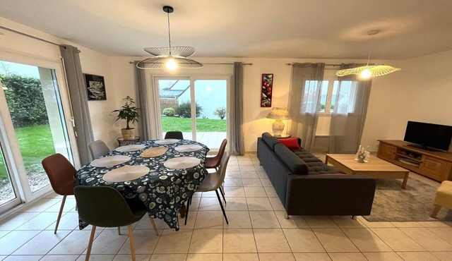 Apartment in Carantec near Sandy Beaches