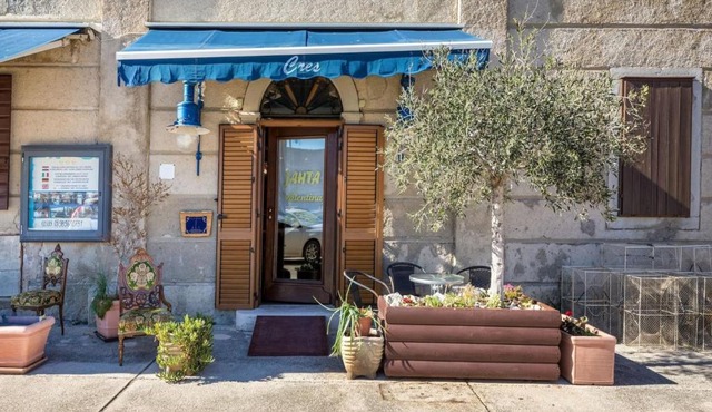Apartment in Cres near Old Town and Beaches