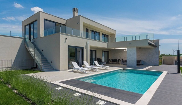 Apartment in Croatia near the Coast