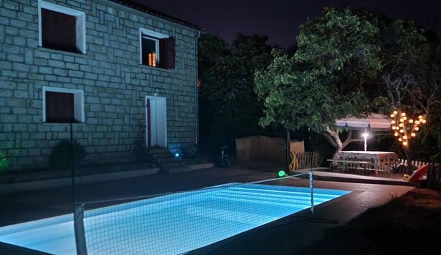 Apartment in a typical Corsican house, between sea and mountains