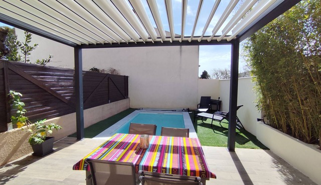 Apartment in winegrower's house near Montpellier, beaches, hinterland,