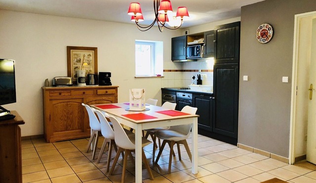 Apartment in residence *