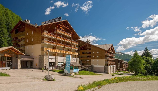 Apartment in France with Ski-In Access