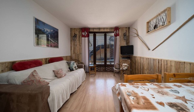 Apartment in France with Stunning Mountain Views