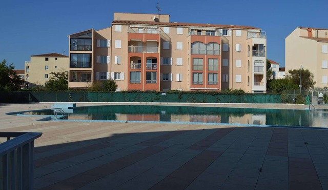 Apartment in Fréjus, 4 people with pool
