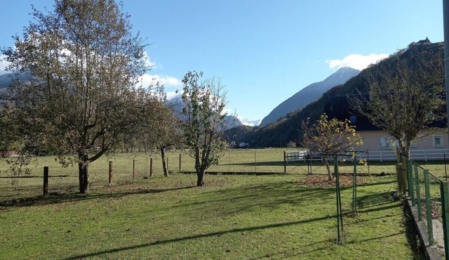 Apartment in house with garden
