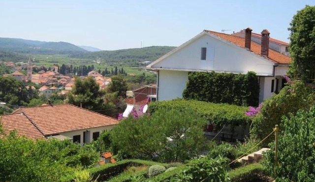 Apartment in Jelsa with Terrace, Air condition, WIFI (3621-2)