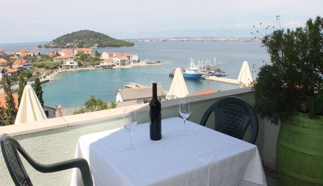 Apartment in Kali with Seaview, Balcony, Air condition, WIFI (4566-1)