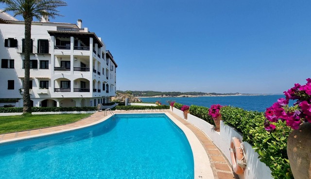 Apartment in L'Escala with terrace near the beach