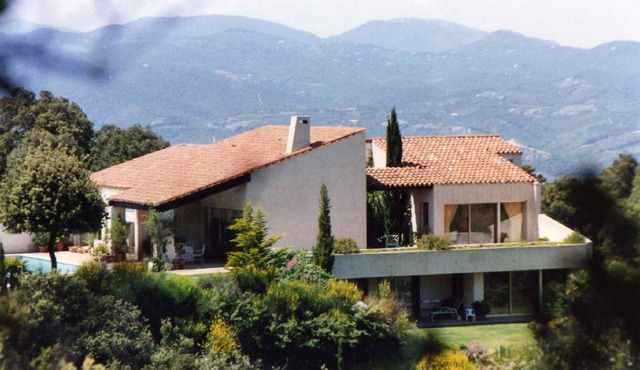 Apartment in large villa with pool