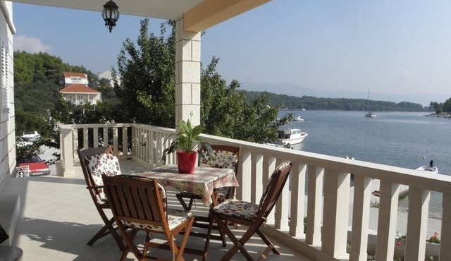 Apartment in Lumbarda with Seaview, Terrace, Air condition, WIFI (128-2)