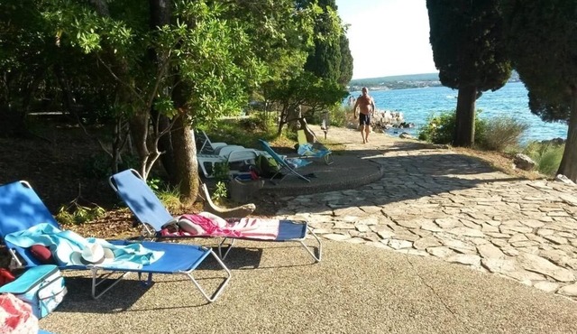 Apartment in Malinska with Terrace, Air condition, WIFI, Washing machine (4693-2)