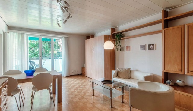 Apartment in Massagno with balcony (Francobollo Studio)