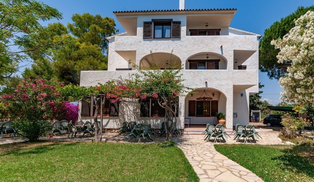 Apartment in Mont-roig near Sea Beach