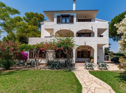 Apartment in Mont-roig near Sea Beach
