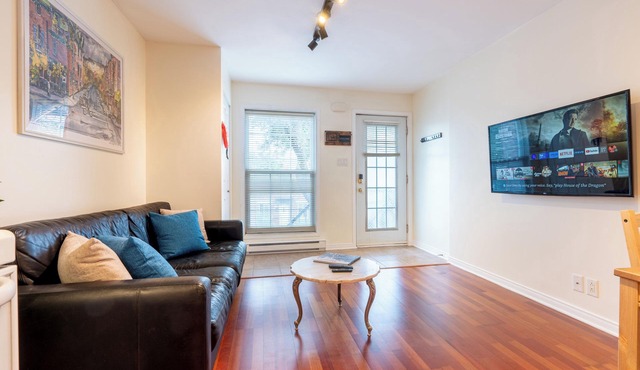 Apartment in Montreal's Little Italy