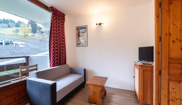 Apartment in Morillon with Pool & Mountain Views