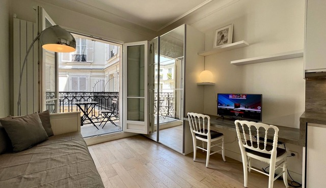 Apartment in paris